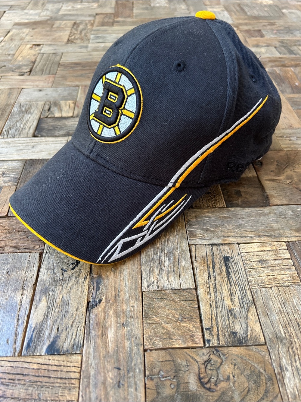 Boston Bruins Black & Yellow Logo Cap